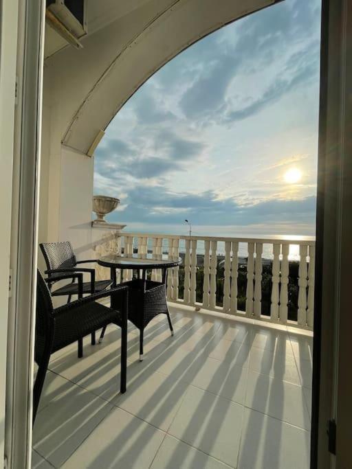 Sea View Studio Apartment In Gonio-크바리아티 외부 사진